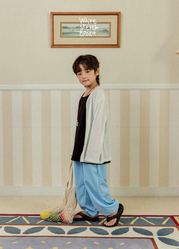 紋理皺褶縮口休閒長褲 韓國童裝,男童夏裝,中性童裝,童裝推薦,2026夏季童裝,男童穿搭,韓系童裝,中性穿搭,韓國代購