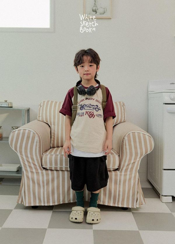 賽車手拼接插肩短袖上衣 韓國童裝,男童夏裝,中性童裝,童裝推薦,2026夏季童裝,男童穿搭,韓系童裝,中性穿搭,韓國代購