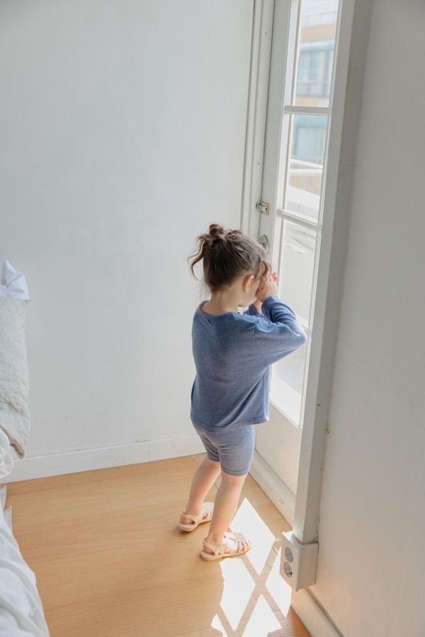 刺繡排扣螺紋小外套 韓國童裝,男童夏裝,中性童裝,童裝推薦,2026夏季童裝,男童穿搭,韓系童裝,中性穿搭,韓國代購