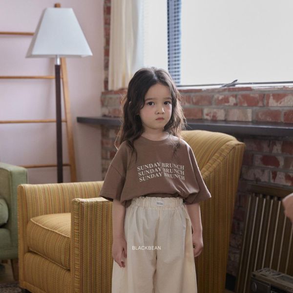 假日早午餐短袖上衣-親子款 韓國童裝,男童夏裝,中性童裝,童裝推薦,2026夏季童裝,男童穿搭,韓系童裝,中性穿搭,韓國代購