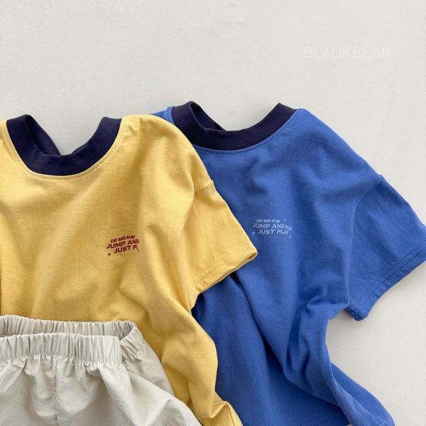 柯達風胸前字母短袖上衣 韓國童裝,男童夏裝,中性童裝,童裝推薦,2026夏季童裝,男童穿搭,韓系童裝,中性穿搭,韓國代購