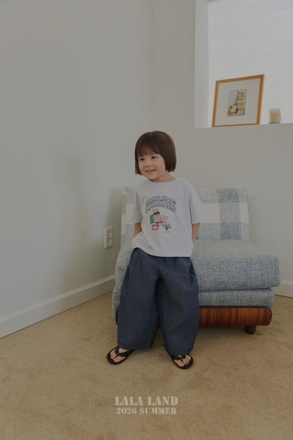 曬日光浴的小動物短袖上衣 韓國童裝,男童夏裝,中性童裝,童裝推薦,2026夏季童裝,男童穿搭,韓系童裝,中性穿搭,韓國代購