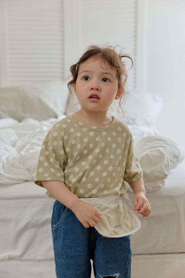 珍珠點點短袖上衣 韓國童裝,男童夏裝,中性童裝,童裝推薦,2026夏季童裝,男童穿搭,韓系童裝,中性穿搭,韓國代購