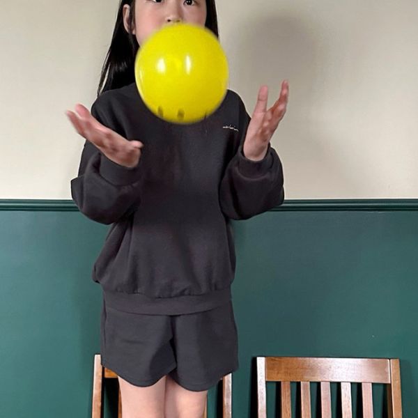 小刺繡素色休閒套裝 