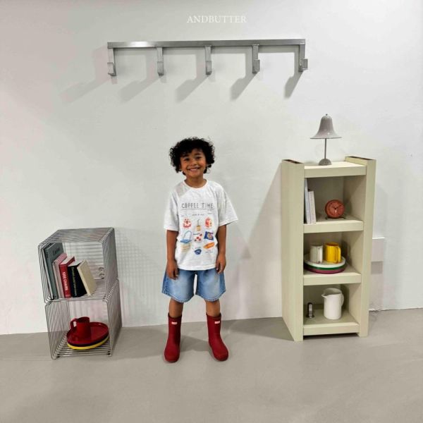 下午茶插圖短袖上衣 韓國童裝,男童夏裝,中性童裝,童裝推薦,2026夏季童裝,男童穿搭,韓系童裝,中性穿搭,韓國代購