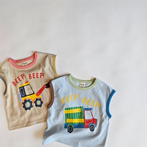 工程車插圖蓋袖上衣 韓國童裝,男童夏裝,中性童裝,童裝推薦,2026夏季童裝,男童穿搭,韓系童裝,中性穿搭,韓國代購