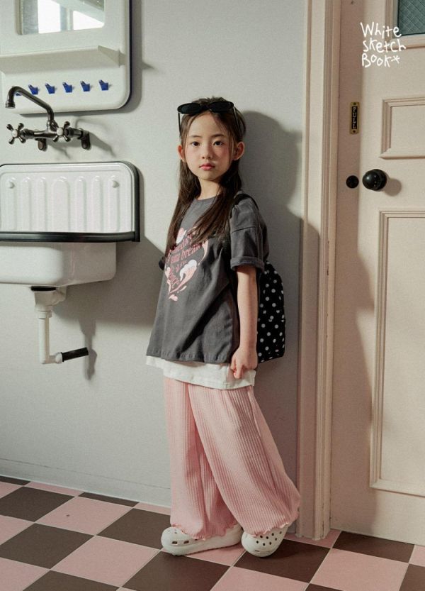 愛心海浪短袖上衣 韓國童裝,男童夏裝,中性童裝,童裝推薦,2026夏季童裝,男童穿搭,韓系童裝,中性穿搭,韓國代購