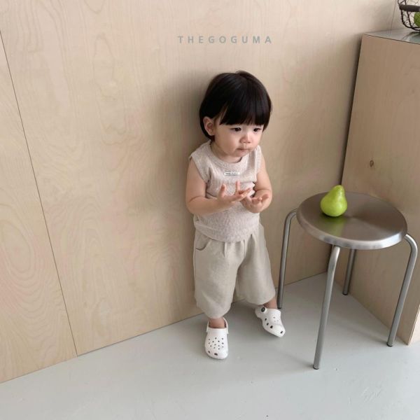 涼感棉麻7分短褲 韓國童裝,男童夏裝,中性童裝,童裝推薦,2026夏季童裝,男童穿搭,韓系童裝,中性穿搭,韓國代購