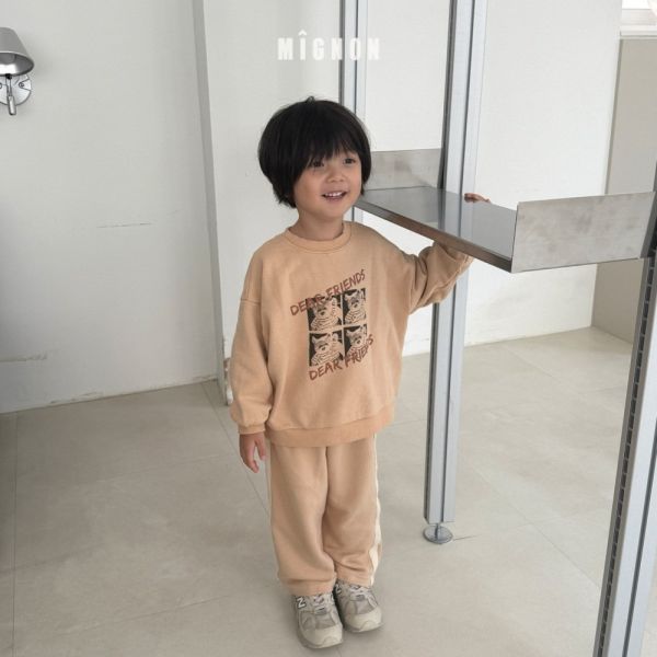 好朋友四格圖長袖上衣 韓國童裝,男童秋裝,中性童裝,韓系童裝推薦,2025秋季童裝,韓國男童新款,中性風男童穿搭,秋季男童服飾推薦,小男友穿搭