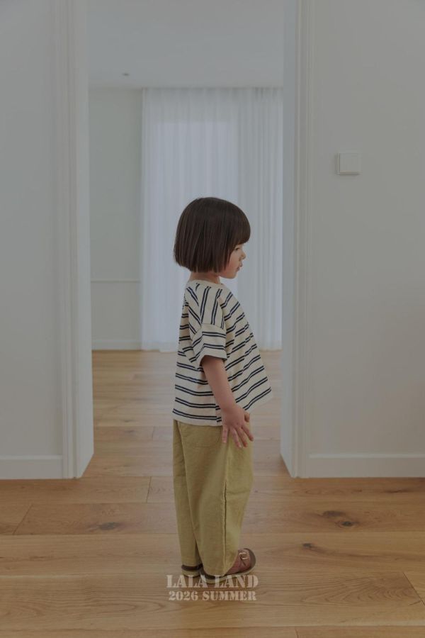 基礎條紋短袖上衣-親子款 韓國童裝,男童夏裝,中性童裝,童裝推薦,2026夏季童裝,男童穿搭,韓系童裝,中性穿搭,韓國代購