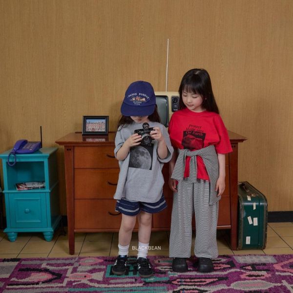 月球照片短袖上衣 韓國童裝,男童夏裝,中性童裝,童裝推薦,2026夏季童裝,男童穿搭,韓系童裝,中性穿搭,韓國代購