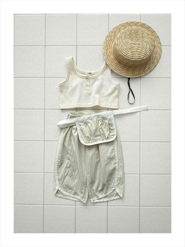 跳色滾邊條紋休閒長褲 韓國童裝,男童夏裝,中性童裝,童裝推薦,2026夏季童裝,男童穿搭,韓系童裝,中性穿搭,韓國代購