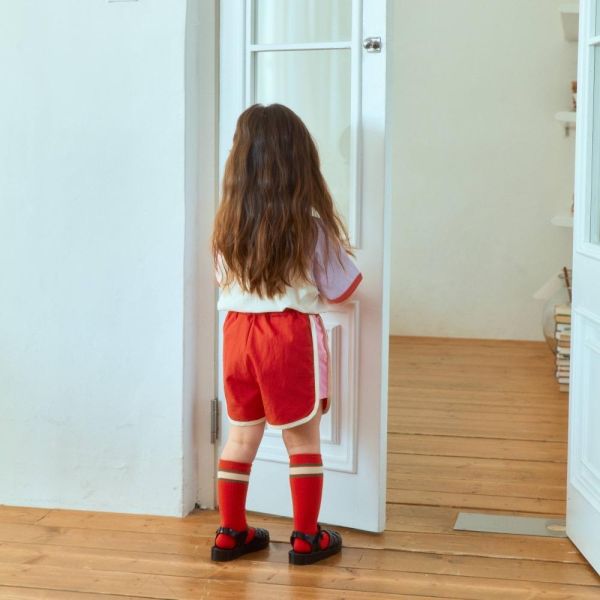 小學生圓弧滾邊休閒短褲 韓國童裝,男童夏裝,中性童裝,童裝推薦,2026夏季童裝,男童穿搭,韓系童裝,中性穿搭,韓國代購