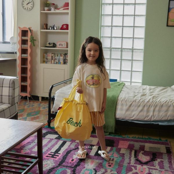 水果印花短袖上衣 韓國童裝,男童夏裝,中性童裝,童裝推薦,2026夏季童裝,男童穿搭,韓系童裝,中性穿搭,韓國代購