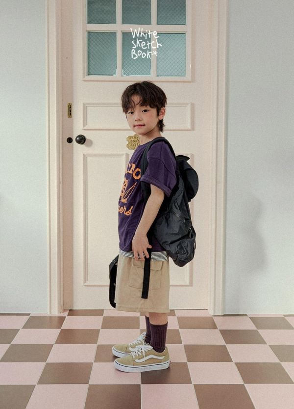 雙側口袋休閒短褲 韓國童裝,男童夏裝,中性童裝,童裝推薦,2026夏季童裝,男童穿搭,韓系童裝,中性穿搭,韓國代購