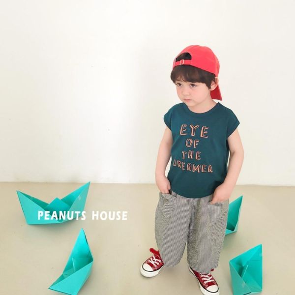 藝術字母蓋袖短袖上衣 韓國童裝,男童夏裝,中性童裝,童裝推薦,2026夏季童裝,男童穿搭,韓系童裝,中性穿搭,韓國代購