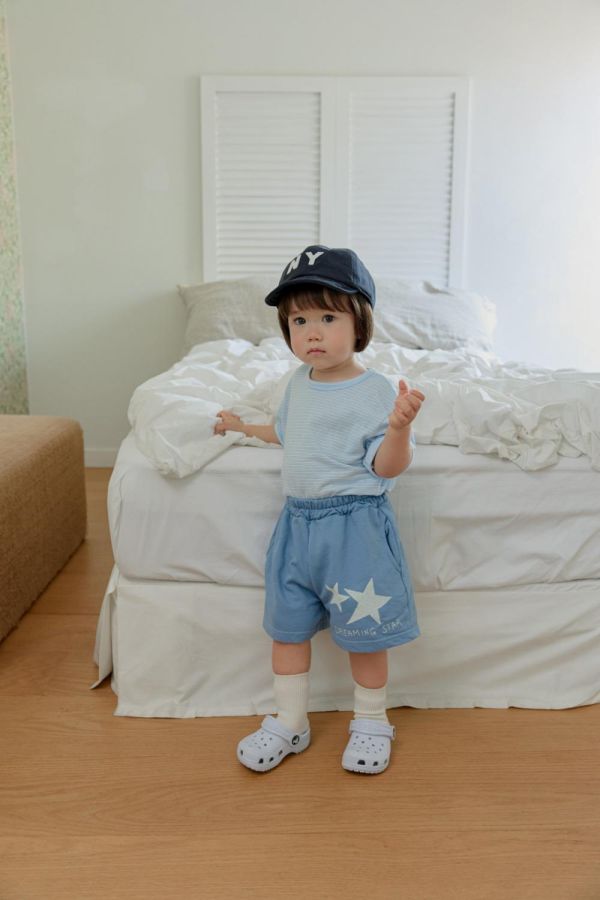 雙子星星運動短褲 韓國童裝,男童夏裝,中性童裝,童裝推薦,2026夏季童裝,男童穿搭,韓系童裝,中性穿搭,韓國代購