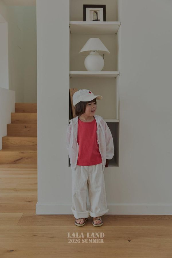 清新微落地直筒寬褲 韓國童裝,男童夏裝,中性童裝,童裝推薦,2026夏季童裝,男童穿搭,韓系童裝,中性穿搭,韓國代購