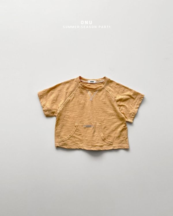 撞色車線袋鼠口袋短袖上衣 韓國童裝,男童夏裝,中性童裝,童裝推薦,2026夏季童裝,男童穿搭,韓系童裝,中性穿搭,韓國代購