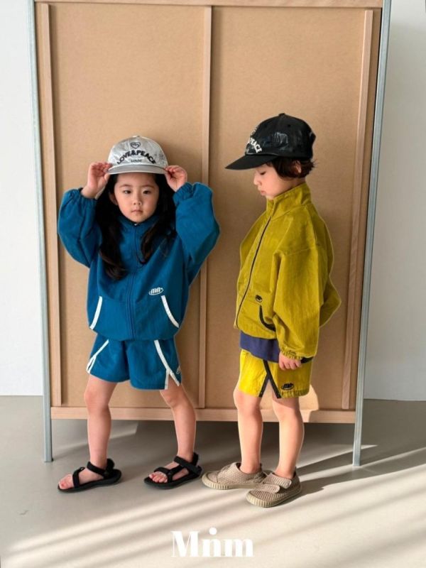 跳色滾邊刷刷感短褲 韓國童裝,男童夏裝,中性童裝,童裝推薦,2026夏季童裝,男童穿搭,韓系童裝,中性穿搭,韓國代購