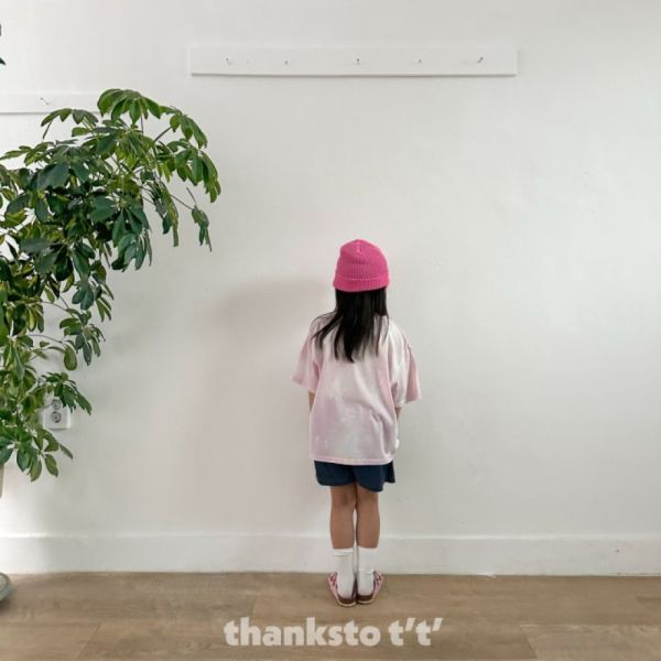藝術噴墨短袖上衣 韓國童裝,質感童裝,童裝推薦,韓系風格,男女童裝,韓風穿搭,韓國代購,韓國空運,親子穿搭