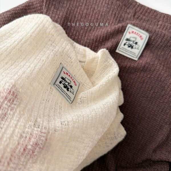 小標針織短袖上衣 韓國童裝,男童夏裝,中性童裝,童裝推薦,2026夏季童裝,男童穿搭,韓系童裝,中性穿搭,韓國代購