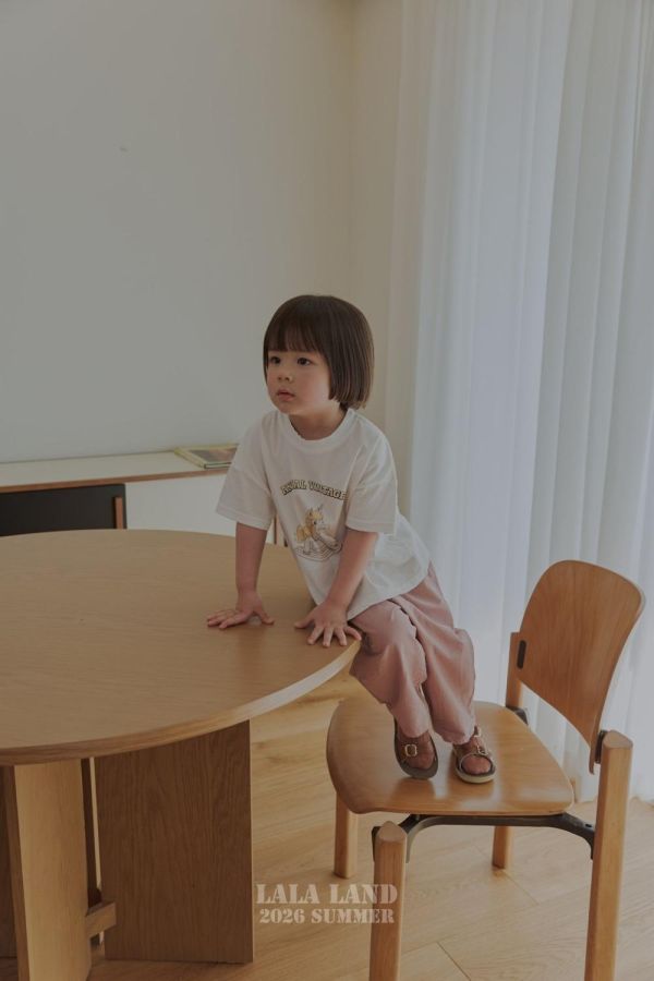 古早味搖搖馬'短袖上衣 韓國童裝,男童夏裝,中性童裝,童裝推薦,2026夏季童裝,男童穿搭,韓系童裝,中性穿搭,韓國代購