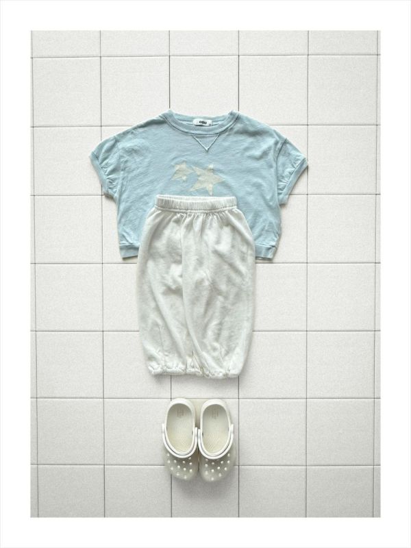 雙子星小V短袖上衣 韓國童裝,男童夏裝,中性童裝,童裝推薦,2026夏季童裝,男童穿搭,韓系童裝,中性穿搭,韓國代購