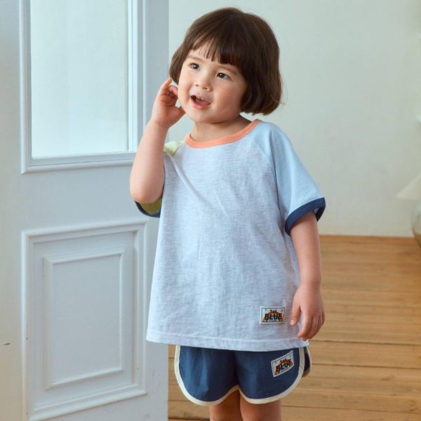 裝色拼接短袖上衣 韓國童裝,男童夏裝,中性童裝,童裝推薦,2026夏季童裝,男童穿搭,韓系童裝,中性穿搭,韓國代購