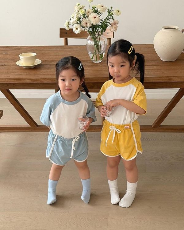 可愛雙色運動套裝 韓國童裝,男童夏裝,中性童裝,童裝推薦,2026夏季童裝,男童穿搭,韓系童裝,中性穿搭,韓國代購