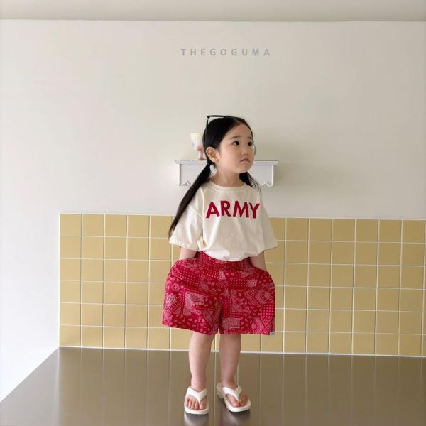 變形蟲圖騰休閒短褲 韓國童裝,男童夏裝,中性童裝,童裝推薦,2026夏季童裝,男童穿搭,韓系童裝,中性穿搭,韓國代購