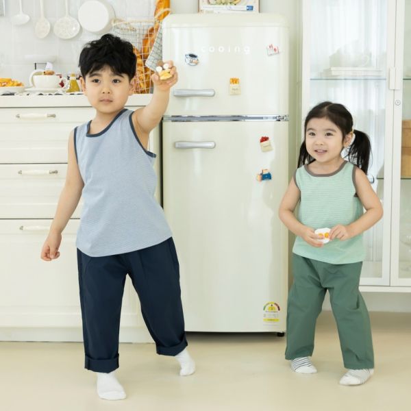 滾邊條紋後交叉背心 韓國童裝,韓國代購,正韓童裝,男女童裝,質感童裝,童裝推薦,親子穿搭,韓系風格,韓系童裝
