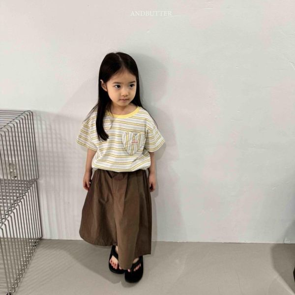 愛心口袋條紋短袖上衣 韓國童裝,男童夏裝,中性童裝,童裝推薦,2026夏季童裝,男童穿搭,韓系童裝,中性穿搭,韓國代購