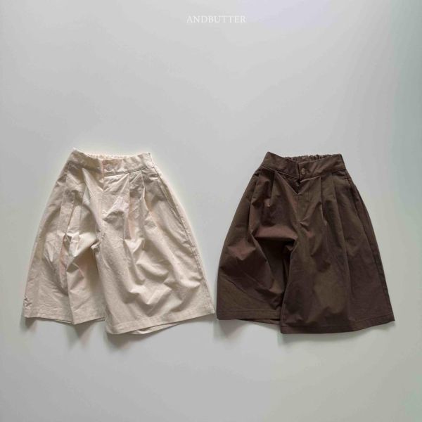 腰間打摺八分長褲 韓國童裝,男童夏裝,中性童裝,童裝推薦,2026夏季童裝,男童穿搭,韓系童裝,中性穿搭,韓國代購