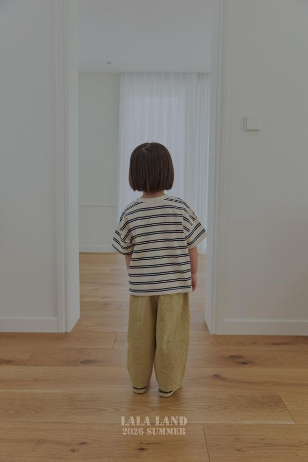 基礎條紋短袖上衣-親子款 韓國童裝,男童夏裝,中性童裝,童裝推薦,2026夏季童裝,男童穿搭,韓系童裝,中性穿搭,韓國代購