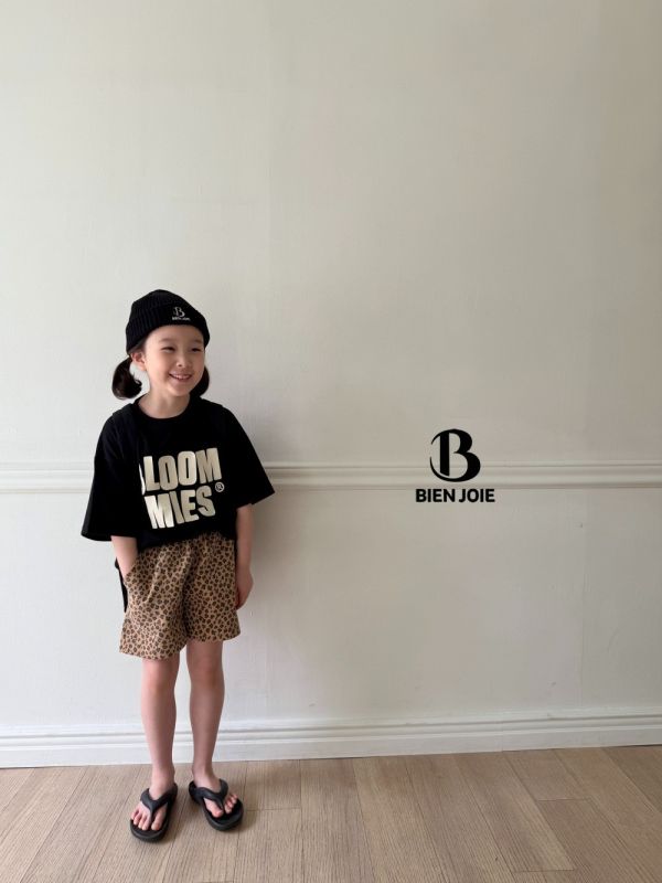 時髦豹豹休閒短褲 韓國童裝,質感童裝,童裝推薦,韓系風格,男女童裝,韓風穿搭,韓國代購,韓國空運,親子穿搭