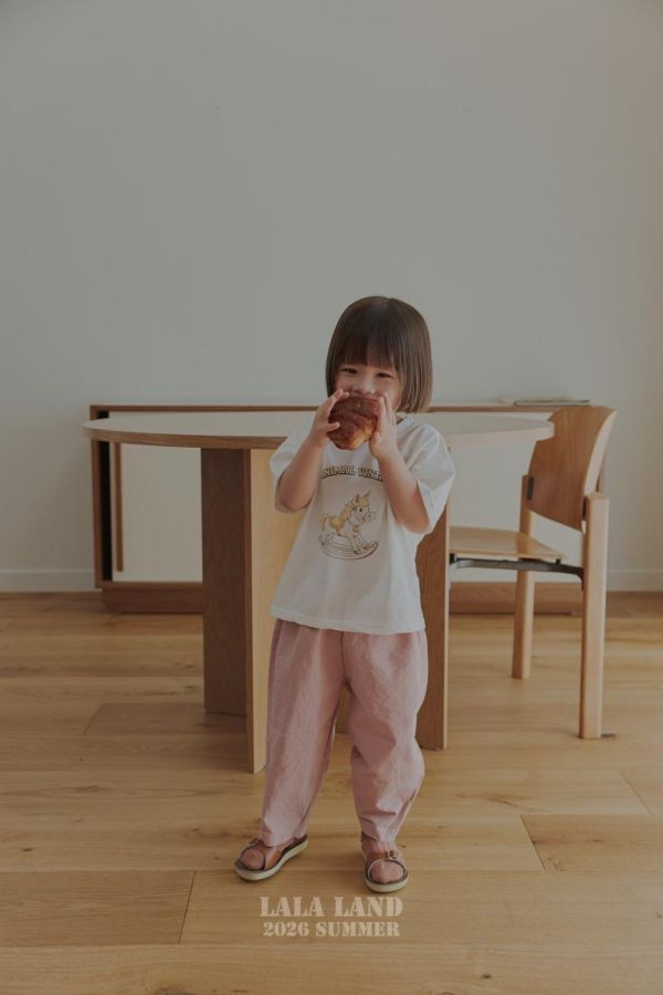 古早味搖搖馬'短袖上衣 韓國童裝,男童夏裝,中性童裝,童裝推薦,2026夏季童裝,男童穿搭,韓系童裝,中性穿搭,韓國代購