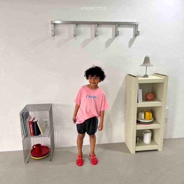 拐杖CANDY短袖上衣 韓國童裝,男童夏裝,中性童裝,童裝推薦,2026夏季童裝,男童穿搭,韓系童裝,中性穿搭,韓國代購