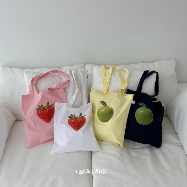 水果購物袋 韓國童裝,男童夏裝,中性童裝,童裝推薦,2026夏季童裝,男童穿搭,韓系童裝,中性穿搭,韓國代購