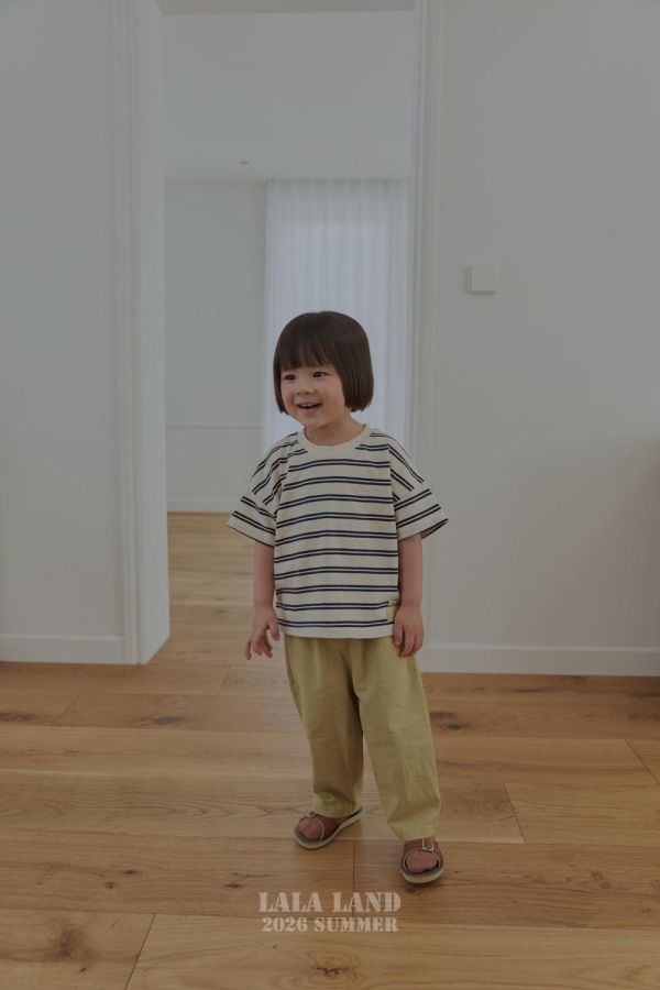 基礎條紋短袖上衣-親子款 韓國童裝,男童夏裝,中性童裝,童裝推薦,2026夏季童裝,男童穿搭,韓系童裝,中性穿搭,韓國代購