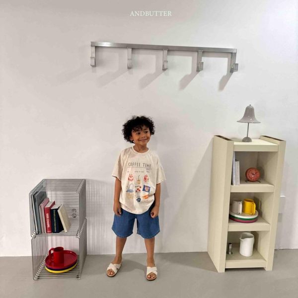 下午茶插圖短袖上衣 韓國童裝,男童夏裝,中性童裝,童裝推薦,2026夏季童裝,男童穿搭,韓系童裝,中性穿搭,韓國代購