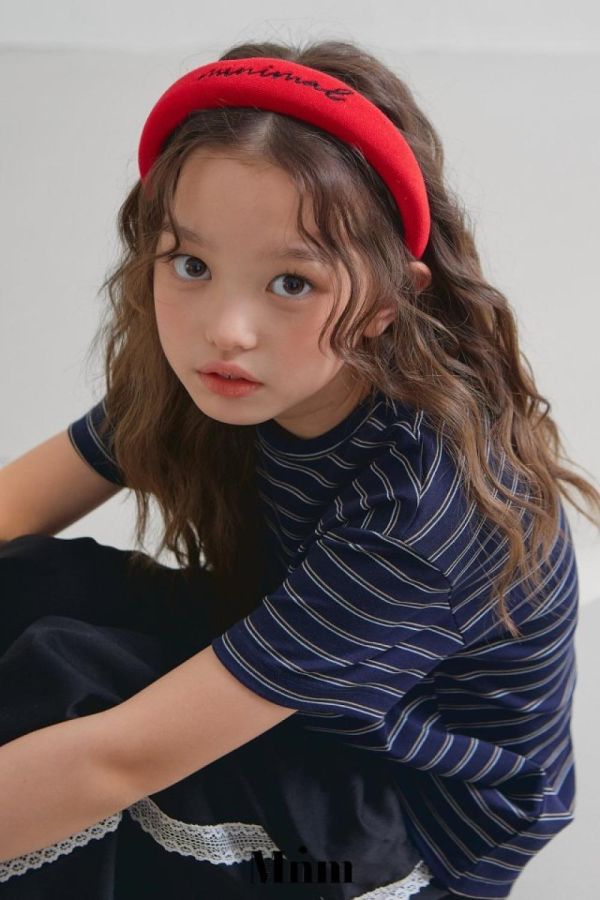 基礎條紋短袖上衣 韓國童裝,男童夏裝,中性童裝,童裝推薦,2026夏季童裝,男童穿搭,韓系童裝,中性穿搭,韓國代購