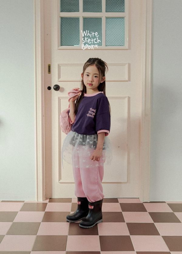 紋理皺褶縮口休閒長褲 韓國童裝,男童夏裝,中性童裝,童裝推薦,2026夏季童裝,男童穿搭,韓系童裝,中性穿搭,韓國代購