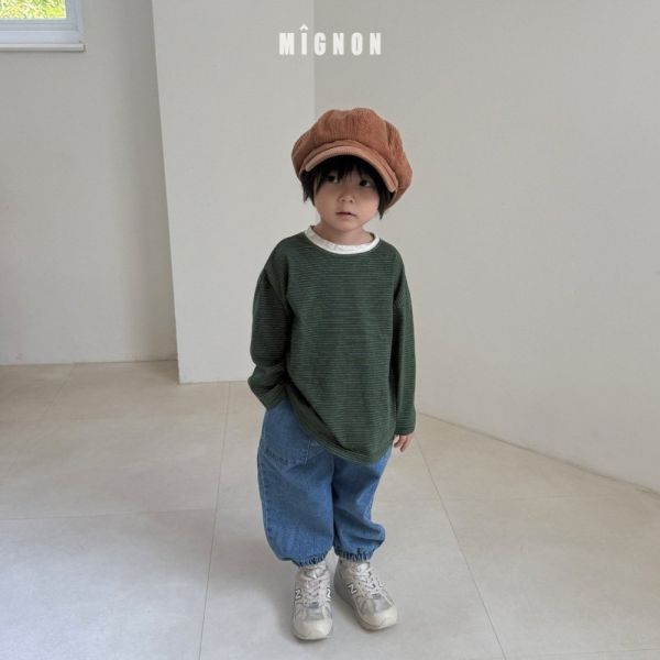跳色滾邊細條紋長袖上衣 韓國童裝,男童秋裝,中性童裝,韓系童裝推薦,2025秋季童裝,韓國男童新款,中性風男童穿搭,秋季男童服飾推薦,小男友穿搭