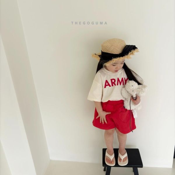 字母ARMY短袖上衣 韓國童裝,男童夏裝,中性童裝,童裝推薦,2026夏季童裝,男童穿搭,韓系童裝,中性穿搭,韓國代購