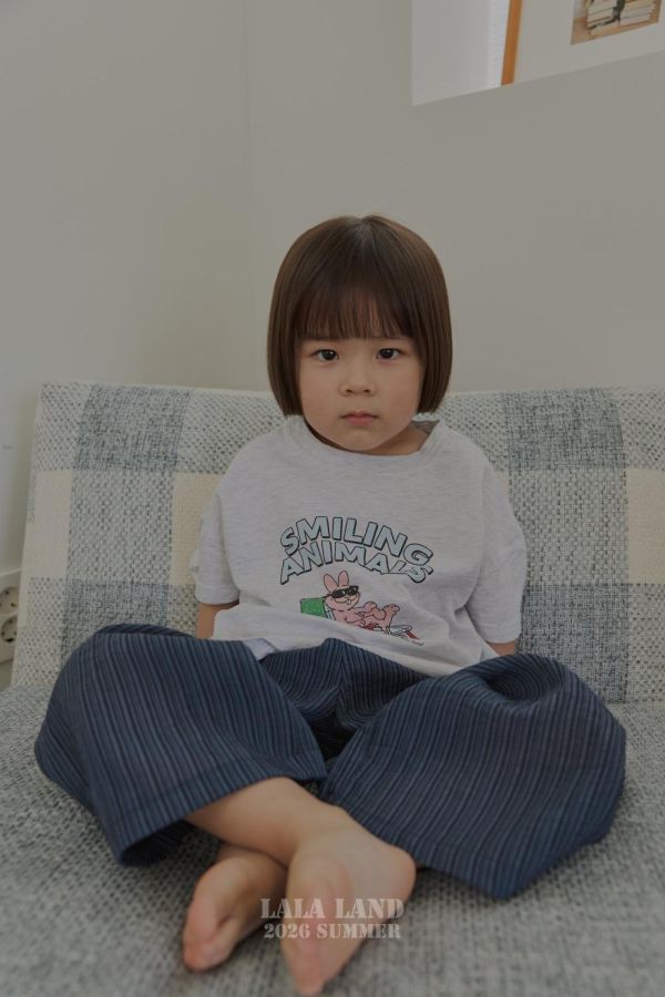 曬日光浴的小動物短袖上衣 韓國童裝,男童夏裝,中性童裝,童裝推薦,2026夏季童裝,男童穿搭,韓系童裝,中性穿搭,韓國代購
