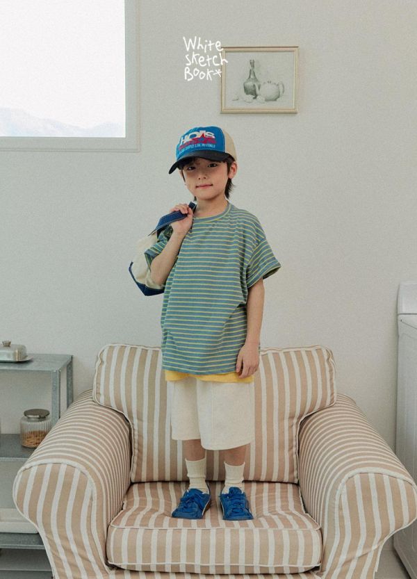 多色中線運動短褲 韓國童裝,男童夏裝,中性童裝,童裝推薦,2026夏季童裝,男童穿搭,韓系童裝,中性穿搭,韓國代購