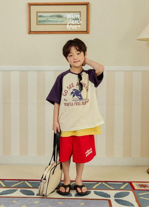 跳躍虎鯨雙色插肩短袖上衣 韓國童裝,男童夏裝,中性童裝,童裝推薦,2026夏季童裝,男童穿搭,韓系童裝,中性穿搭,韓國代購