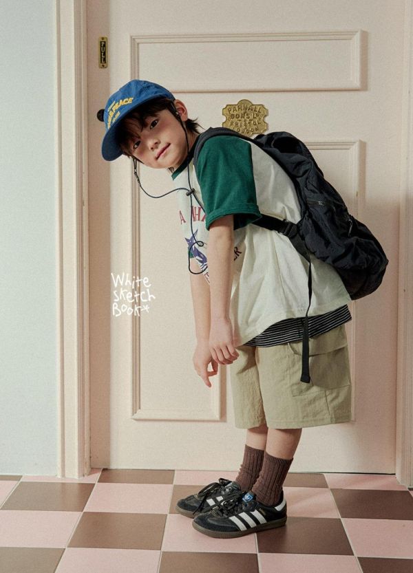 工裝感口袋休閒短褲 韓國童裝,男童夏裝,中性童裝,童裝推薦,2026夏季童裝,男童穿搭,韓系童裝,中性穿搭,韓國代購