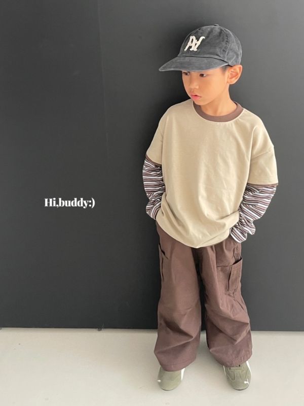 偽兩件拼接條紋袖上衣 韓國童裝,男童秋裝,中性童裝,韓系童裝推薦,2025秋季童裝,韓國男童新款,中性風男童穿搭,秋季男童服飾推薦,小男友穿搭